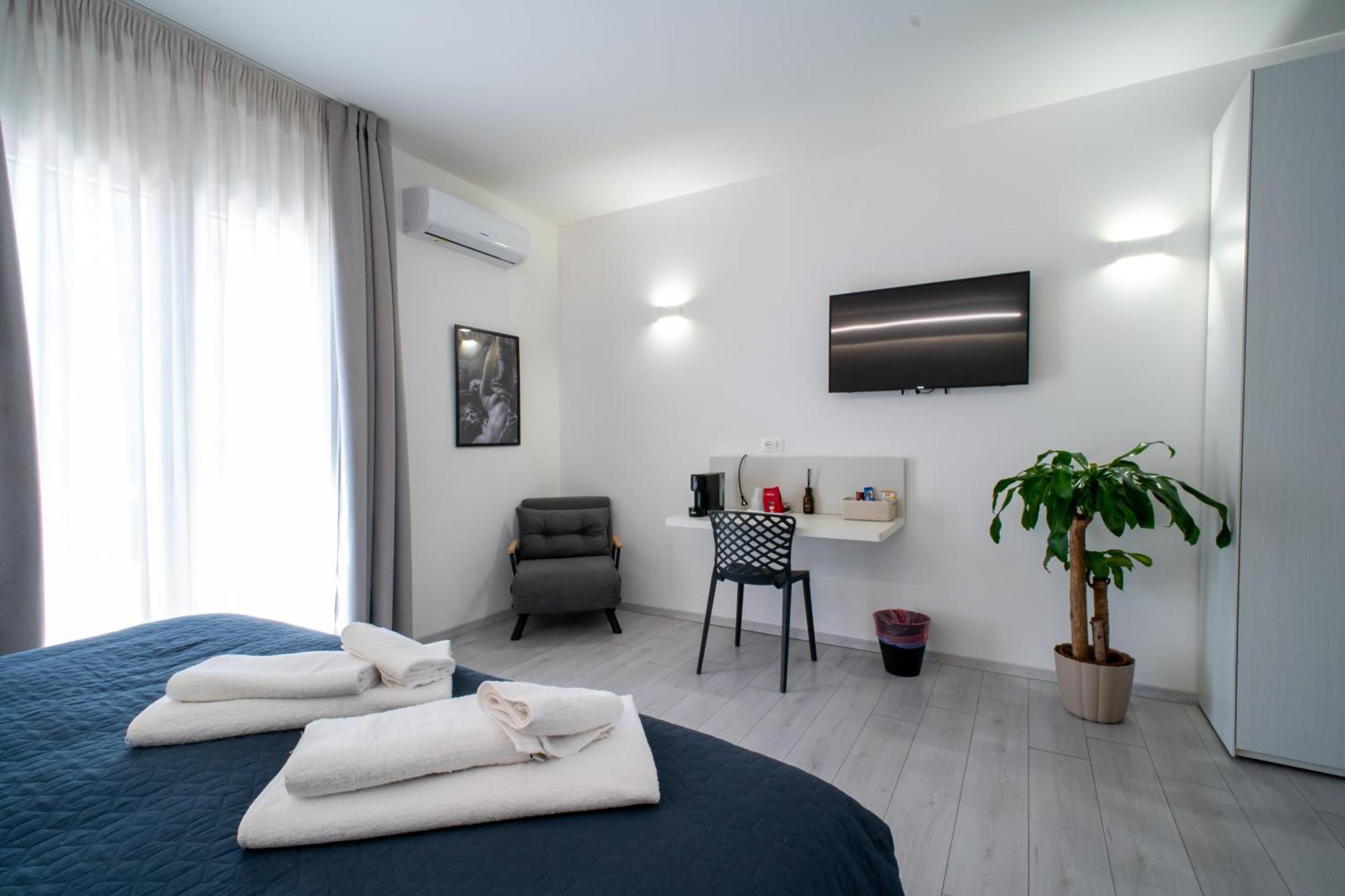 Affittacamere Mani - Camere Con Bagno Privato Gela Kültér fotó